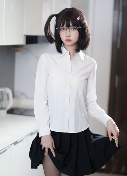 嗯哈啊h_超清日本电影免费