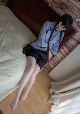 蓝精灵寻找神秘村_4K动漫免费观看