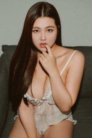 与年轻岳母的那些年_免费韩剧在线观看